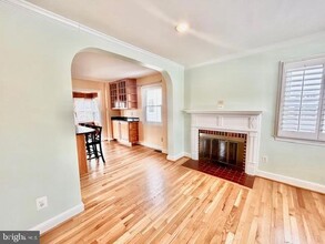 2618 N Quantico St, Unit AUCPEK in Arlington, VA - Building Photo - Building Photo