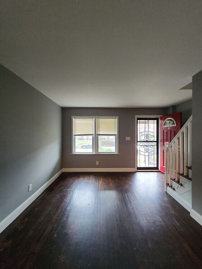 308 Gusryan St in Baltimore, MD - Building Photo - Building Photo