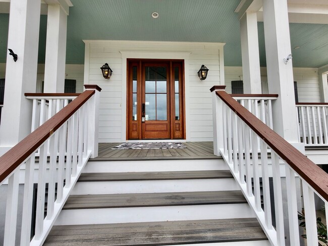 1534 Sea Pines Dr in Mount Pleasant, SC - Foto de edificio - Building Photo