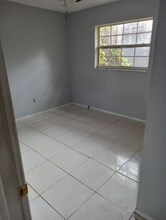 819 13th Ave NW in Largo, FL - Building Photo - Building Photo