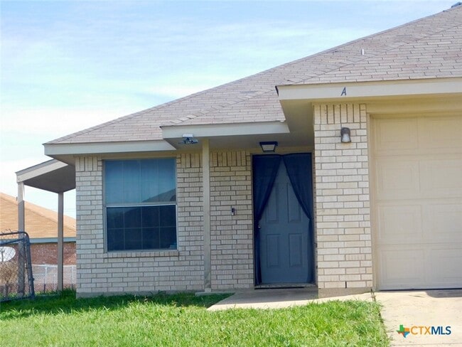 property at 2803 Alma Dr