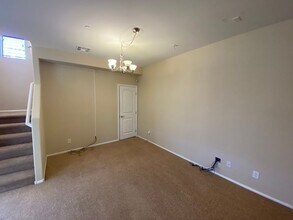 7551 Edgartown Harbor St in Las Vegas, NV - Building Photo - Building Photo