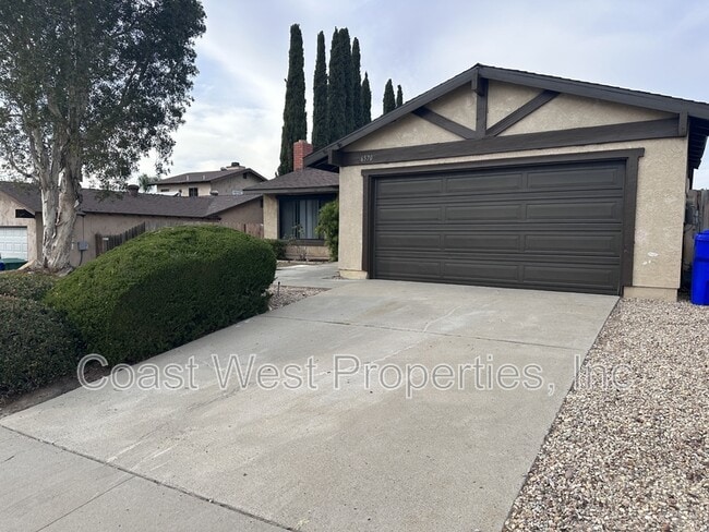 property at 6570 Oakridge Rd