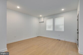 2350 N 16th St in Philadelphia, PA - Building Photo - Building Photo