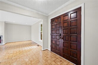 2710 Margaret Mitchell Dr NW in Atlanta, GA - Building Photo - Building Photo