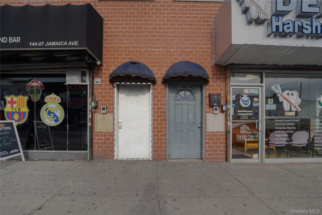 144-07 Jamaica Ave in Queens, NY - Building Photo