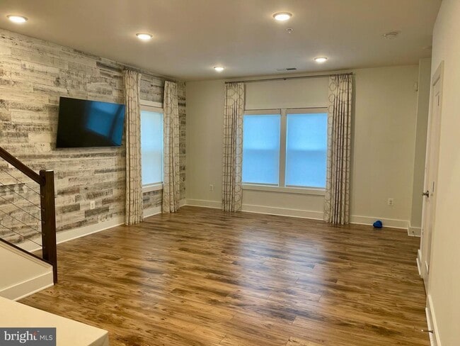 44774 Tiverton Sq in Ashburn, VA - Building Photo - Building Photo