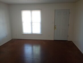 13239 S Laredo Rd in Arizona City, AZ - Building Photo - Building Photo