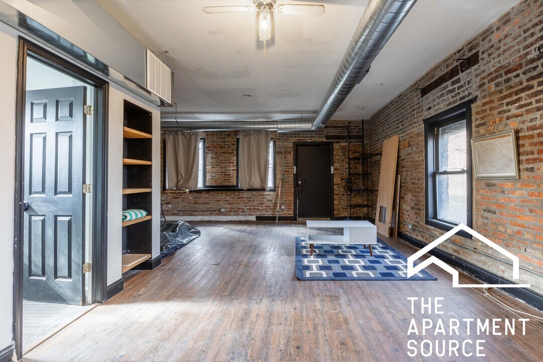 639 N Troy St in Chicago, IL - Building Photo