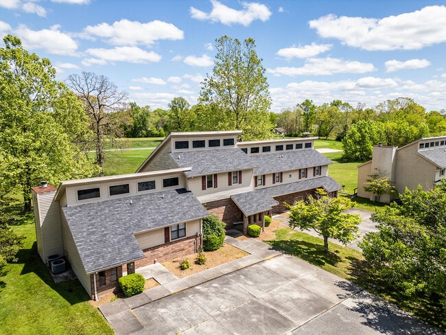 Hiawatha East in Crossville, TN - Foto de edificio - Building Photo