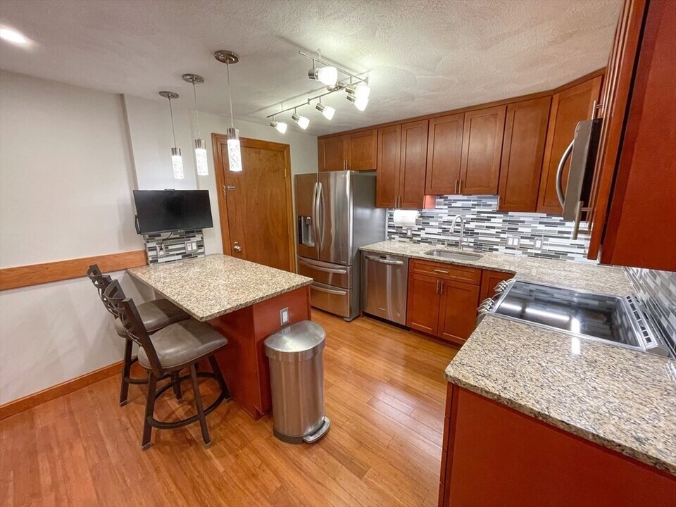 420 Great Rd, Unit C9 in Acton, MA - Building Photo