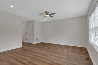 901 Covey Ln in Coal City, IL - Building Photo - Building Photo