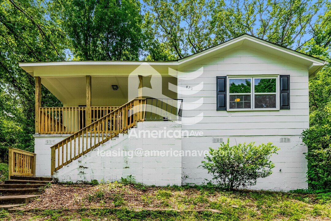 820 Vanderbilt St in Birmingham, AL - Foto de edificio