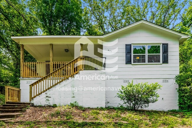 property at 820 Vanderbilt St