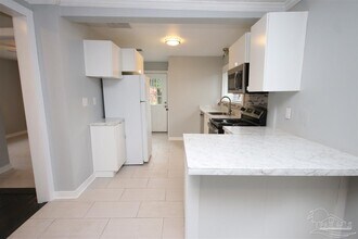 1008 N 7th Ave in Pensacola, FL - Building Photo - Building Photo