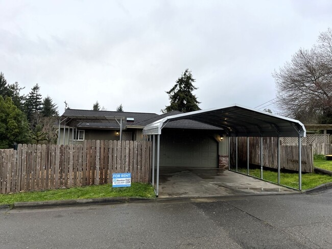 property at 1540 Sharon Ave