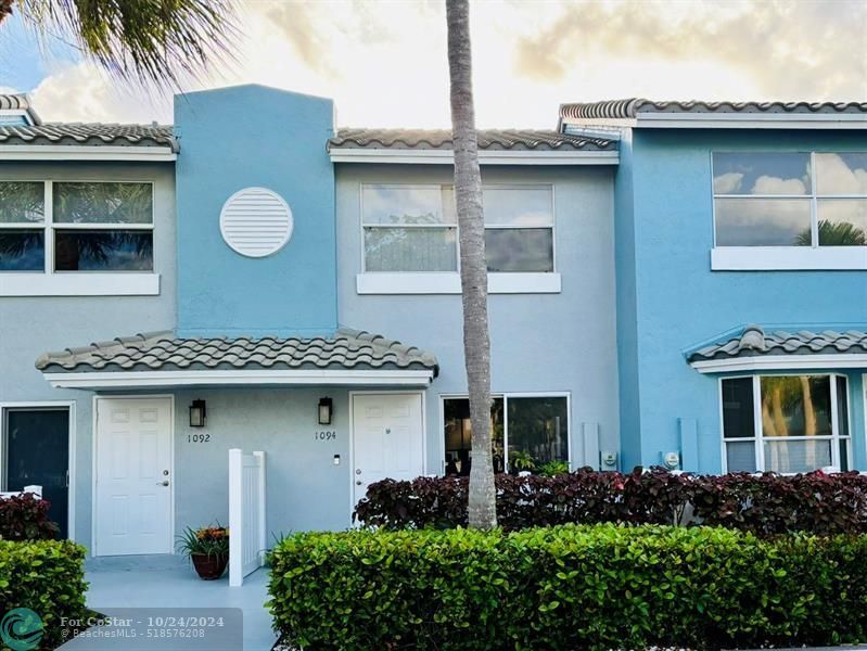 1094 Jeffery St in Boca Raton, FL - Building Photo