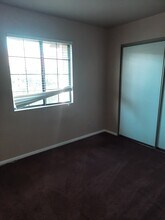 320 N 11th St, Unit carrier in Santa Paula, CA - Building Photo - Building Photo