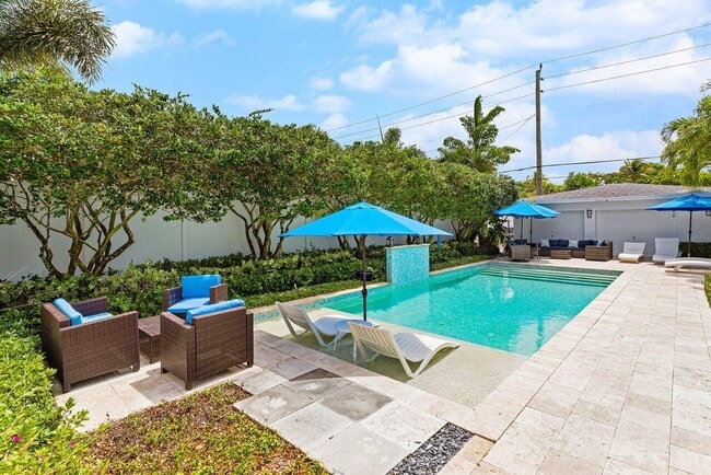 340 NE 7th Ave in Delray Beach, FL - Building Photo - Building Photo