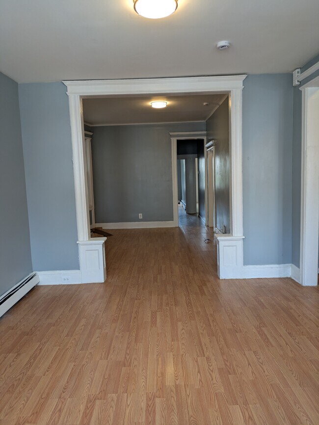 231 Bayview Ave, Unit 1 in Jersey City, NJ - Building Photo - Building Photo