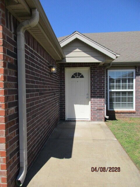 937 Oak Crossing Dr in Centerton, AR - Building Photo - Building Photo