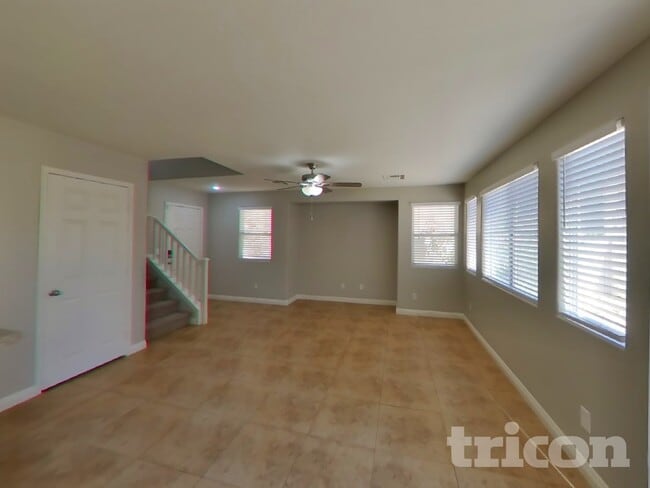 977 Medina De Leon Ave in Henderson, NV - Building Photo - Building Photo