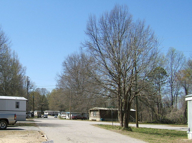 101 Carriage Hill Dr in Danville, VA - Foto de edificio - Building Photo