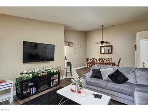 3800 Rosemont Blvd, Unit Mike Z in Fairlawn, OH - Building Photo - Building Photo