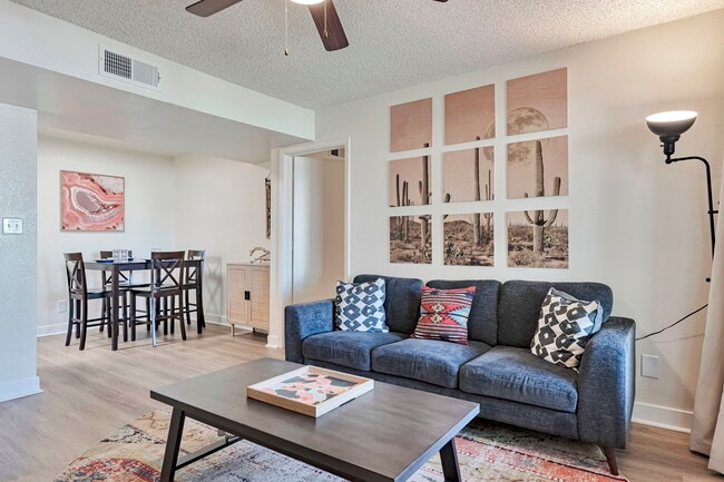 Riviera Park in Chandler, AZ - Building Photo - Building Photo