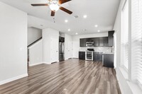 8112 Mandela Bend in Austin, TX - Building Photo - Building Photo