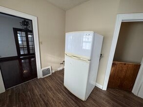 1211 N Sheridan St in Danville, IL - Building Photo - Building Photo