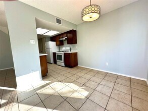 8011 Tuscarora Trail in Austin, TX - Building Photo - Building Photo