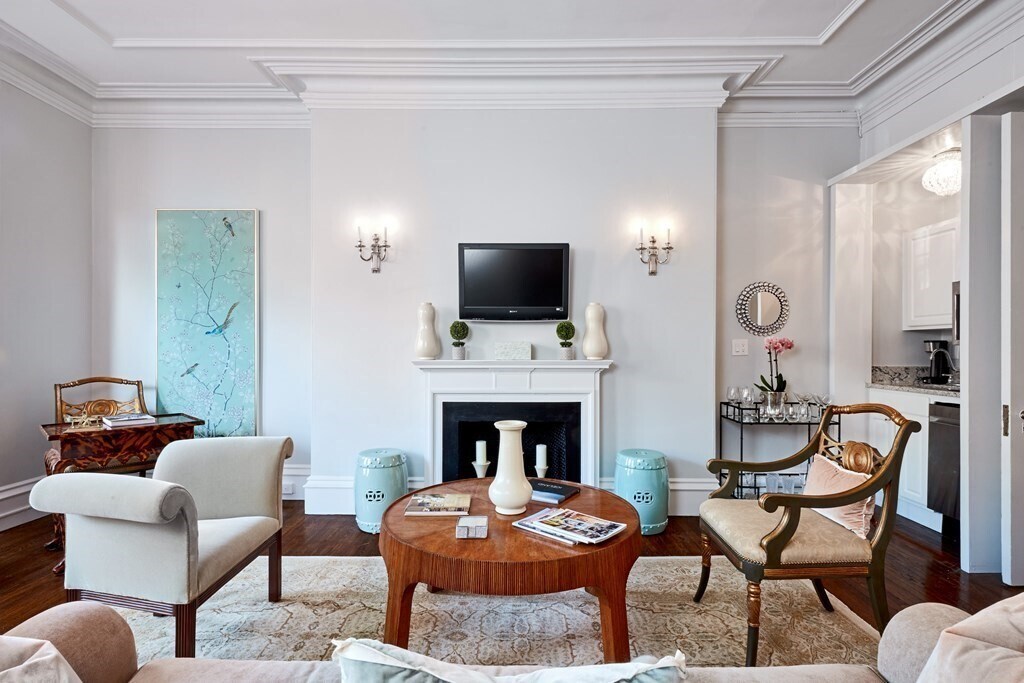 174 Marlborough St-Unit -2 Front in Boston, MA - Building Photo