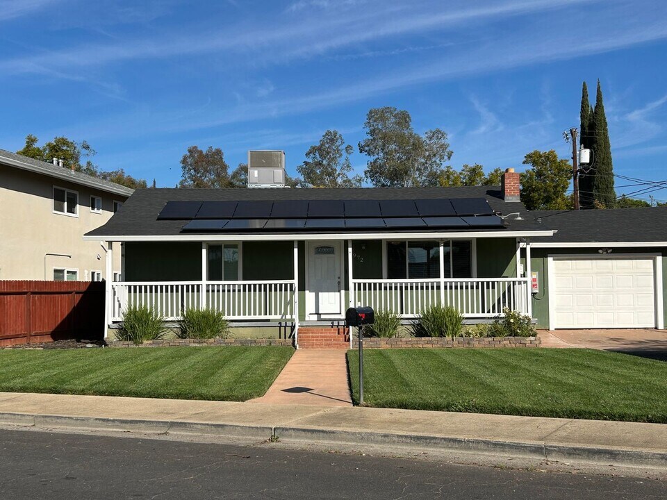 1972 Fogg Ave in Oroville, CA - Building Photo
