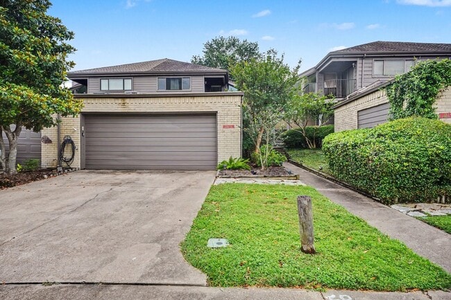 property at 18242 Lakeside Ln