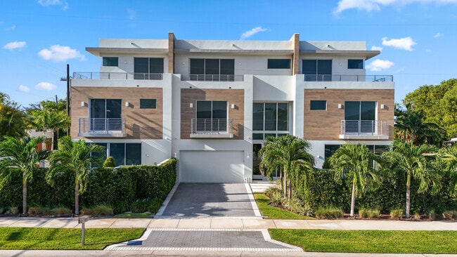 200 NE 7th Ave in Delray Beach, FL - Building Photo - Building Photo