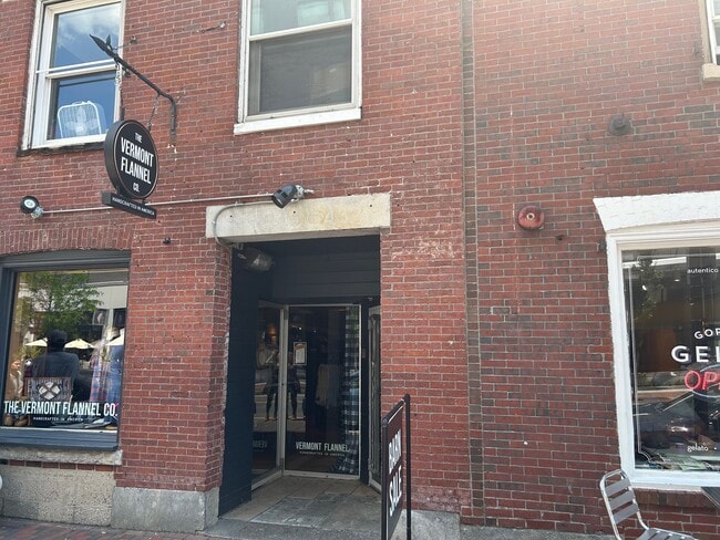 432 Fore St, Unit 2B