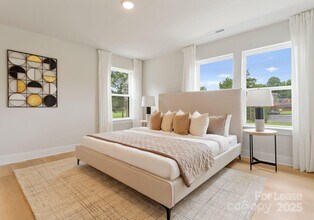 1523 Shinkansen Dr in Charlotte, NC - Building Photo - Building Photo