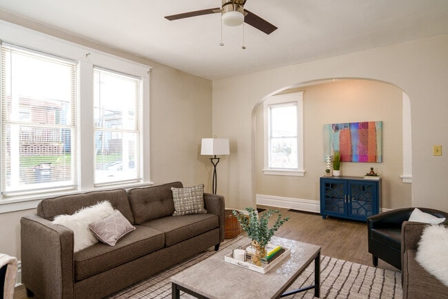 property at 421 Pennsylvania Ave