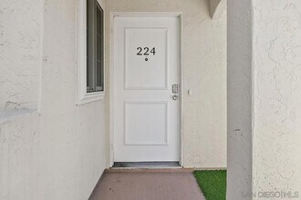 767 Eastshore Terrace in Chula Vista, CA - Building Photo - Building Photo