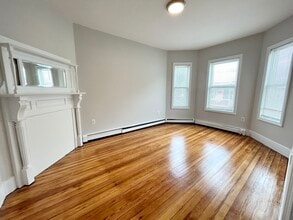 24 Maryland St, Unit #3, in Boston, MA - Building Photo - Building Photo