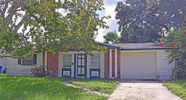 property at 3636 Wiltshire Dr