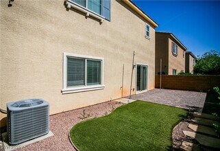 7927 Bartlett Peak St in Las Vegas, NV - Building Photo - Building Photo