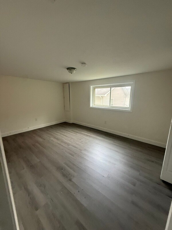 1300-1330 Windsor Ave in Bristol, TN - Building Photo - Building Photo