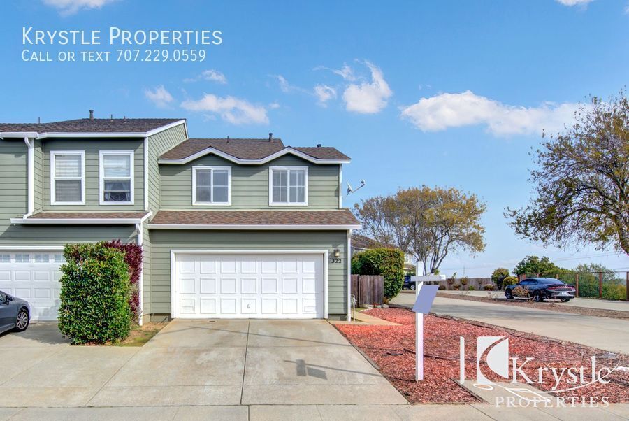 322 Clearpointe Dr in Vallejo, CA - Building Photo