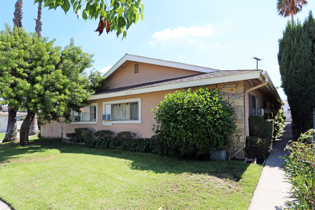 1512 E Locust Ave in Orange, CA - Building Photo