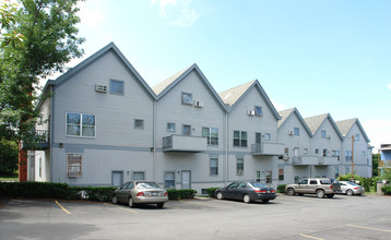 Union Bend Apartments in Poughkeepsie, NY - Building Photo - Building Photo