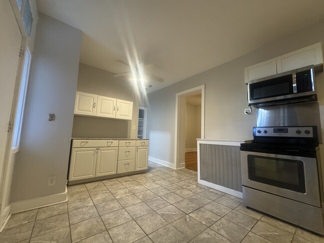 33 Elm St in Albany, NY - Building Photo - Building Photo