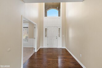 46267 Terrace Dr in Shelby Township, MI - Building Photo - Building Photo