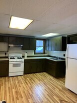 99 Betts Rd in Rochester, NH - Building Photo